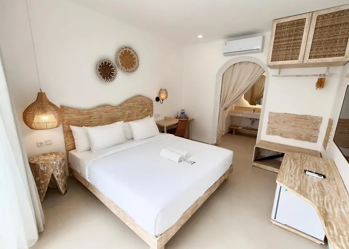 Lodgelink - Mediterranean Style 3 Bedroom Pool Villa *