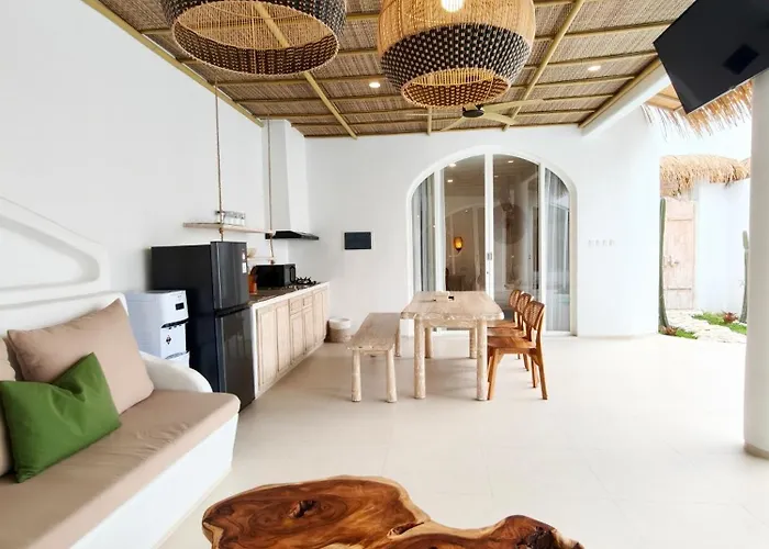 Lodgelink - Mediterranean Style 3 Bedroom Pool Villa *