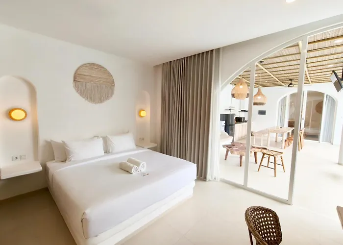 Lodgelink - Mediterranean Style 3 Bedroom Pool * Uluwatu